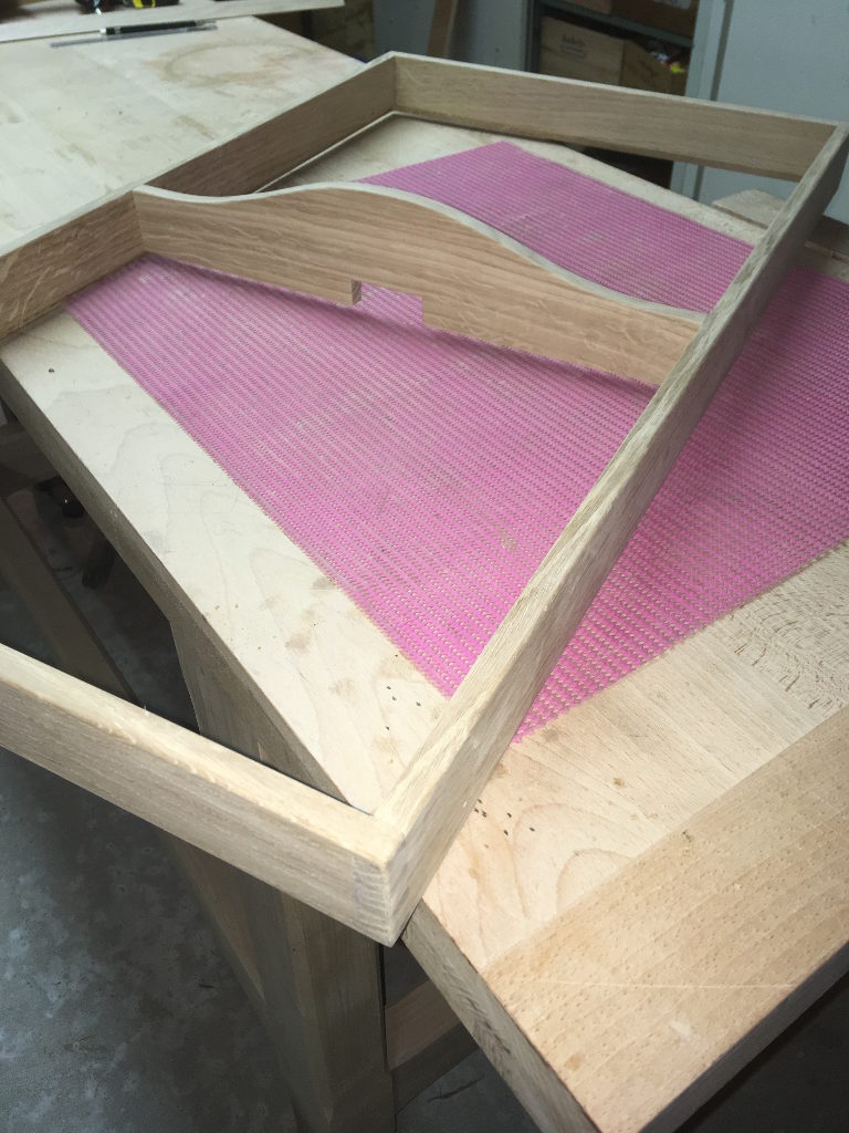 maxi flitzer passe trappe table élastique