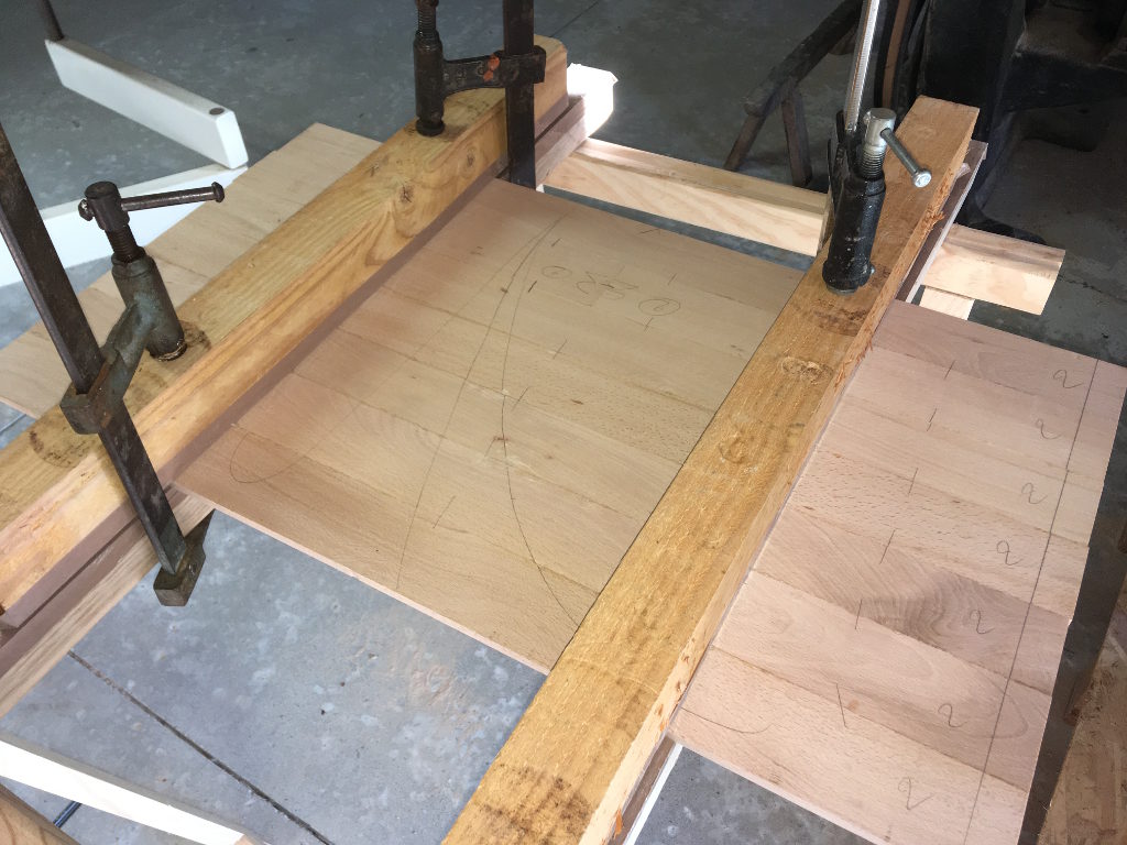 maxi flitzer passe trappe table élastique