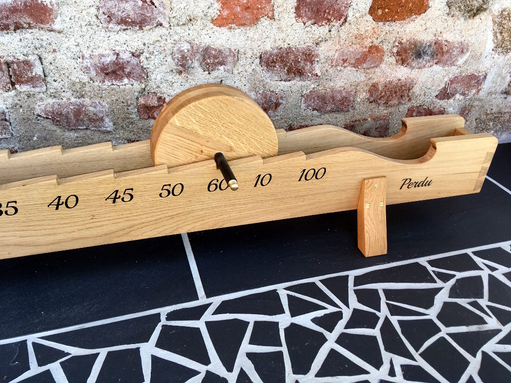 jeu de la meule en bois chêne maison des jeux clermont ferrand