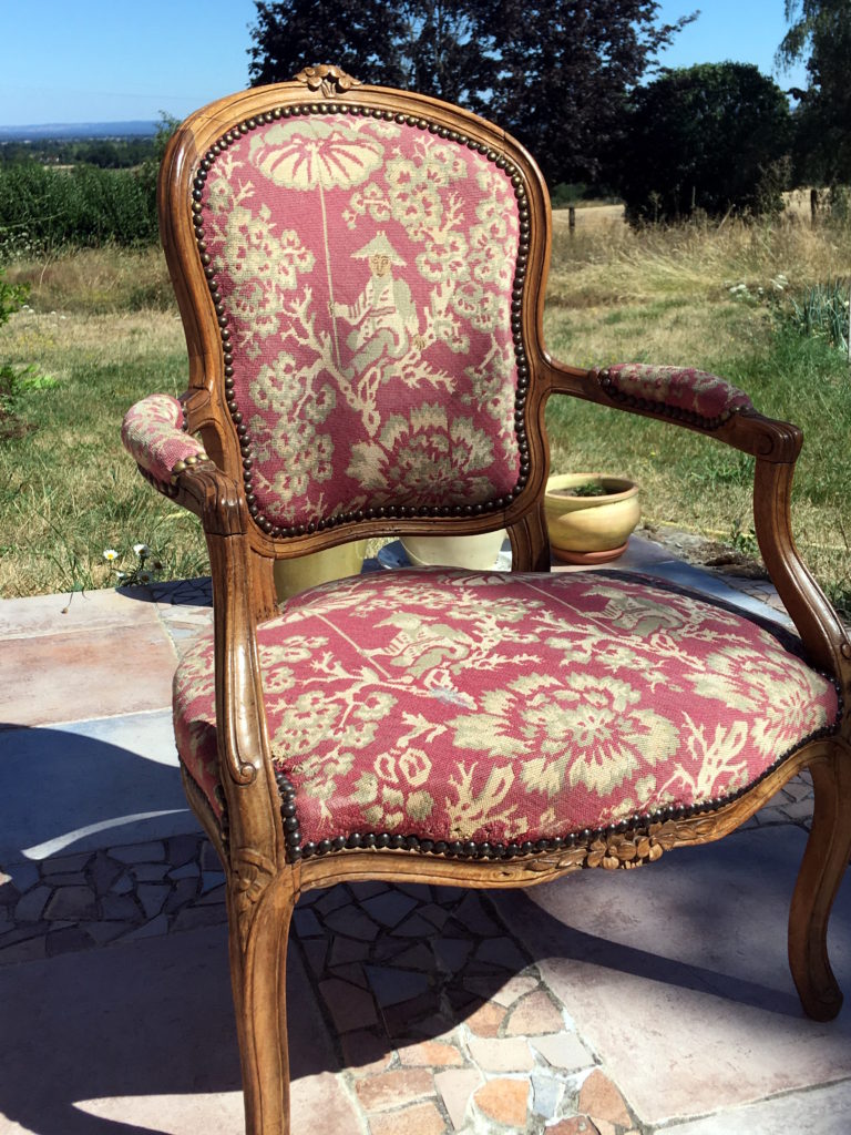 fauteuil cabriolet Louis XV montlucon